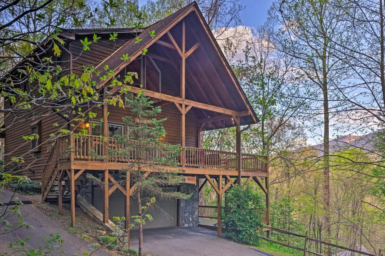 Spacious Maggie Valley Cabin With Hot Tub And Mtn View Esterno foto