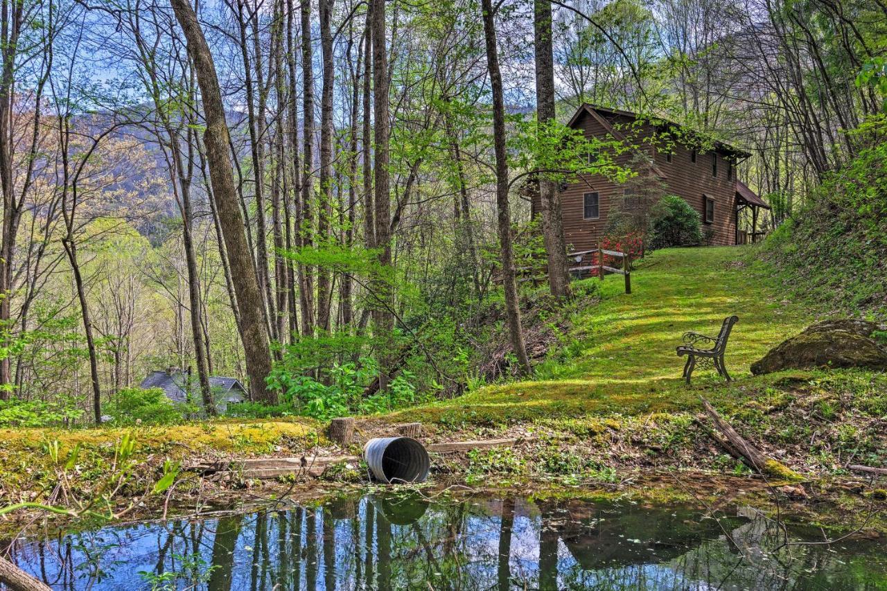 Spacious Maggie Valley Cabin With Hot Tub And Mtn View Esterno foto