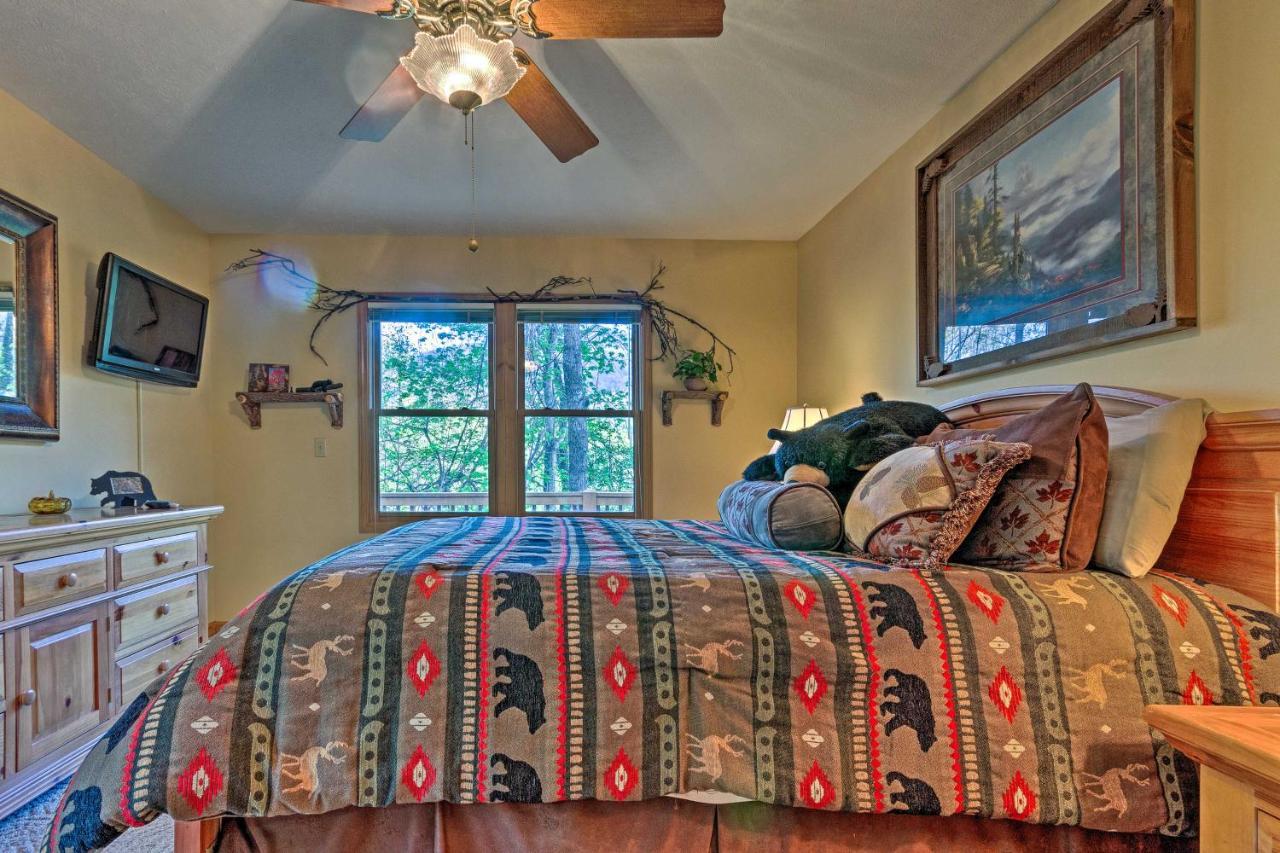 Spacious Maggie Valley Cabin With Hot Tub And Mtn View Esterno foto