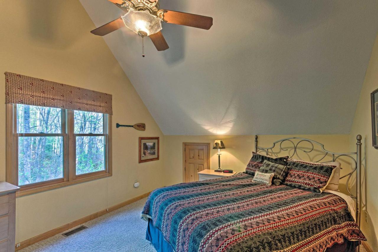 Spacious Maggie Valley Cabin With Hot Tub And Mtn View Esterno foto