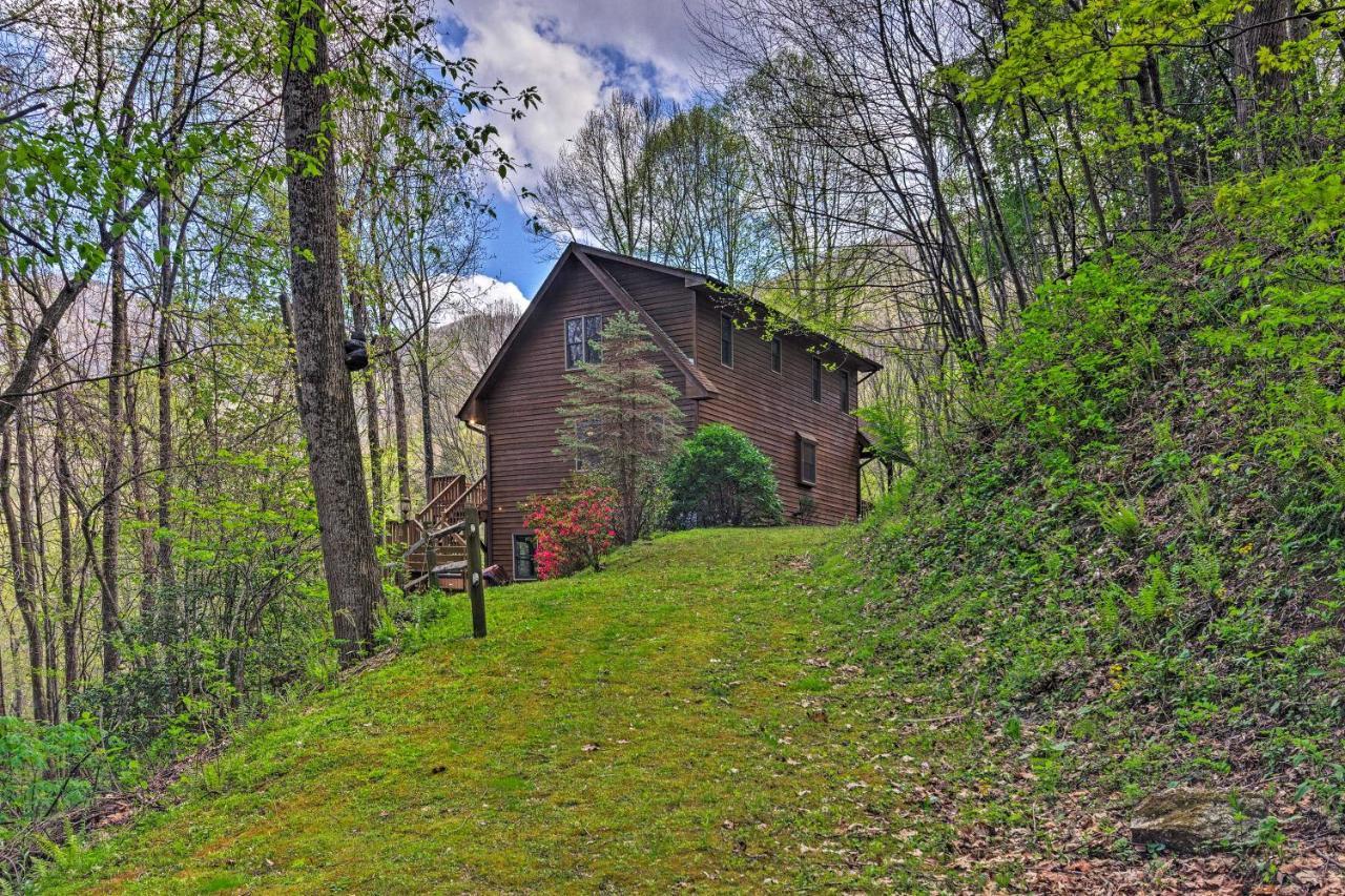 Spacious Maggie Valley Cabin With Hot Tub And Mtn View Esterno foto