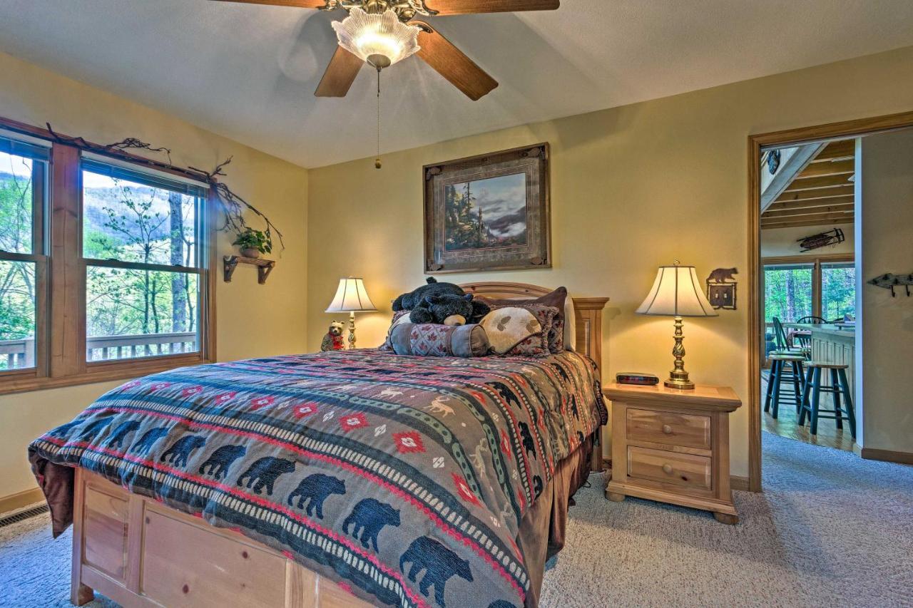Spacious Maggie Valley Cabin With Hot Tub And Mtn View Esterno foto